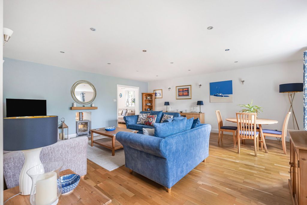 Additional image 24 of 5 bed detached house for saleWarnham Road, Horsham RH12