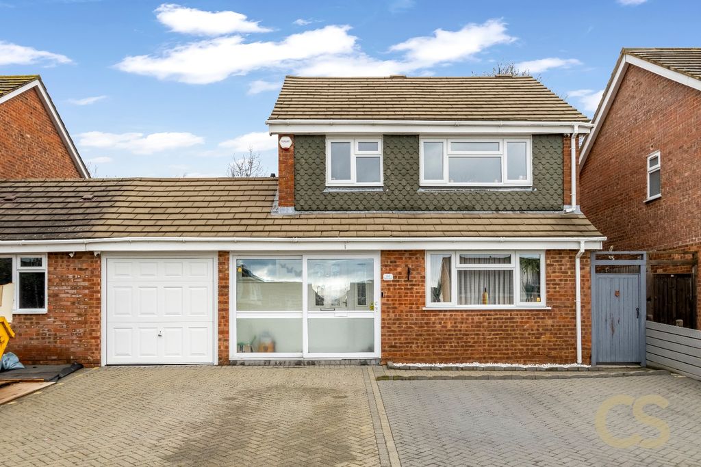 Property photo 1 of 20 5572671