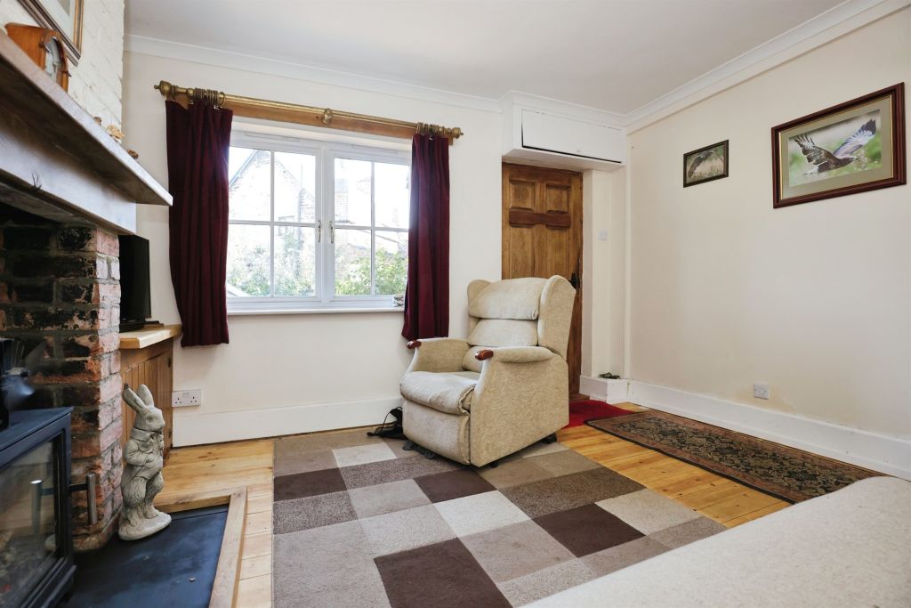 Property photo 3 of 16