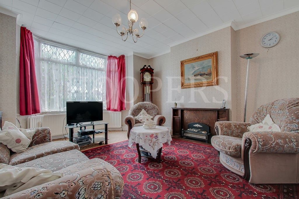 Property photo 3 of 13