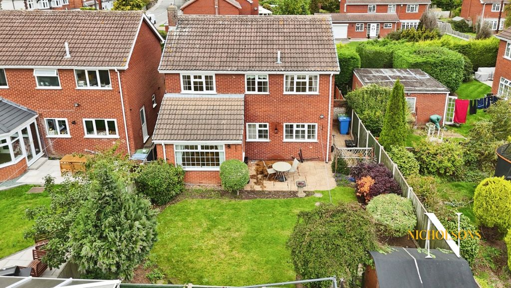 Property photo 2 of 21 4573154