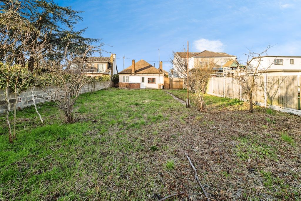 Property photo 2 of 19 Pbox-Img.Jpg