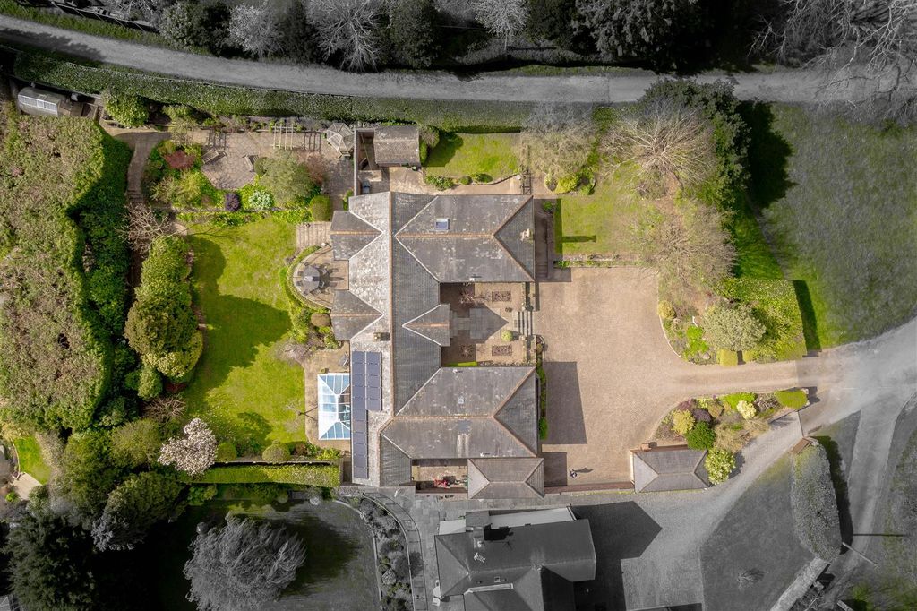 Additional image 4 of 7 bed detached house for salePeachfield Road, Malvern WR14