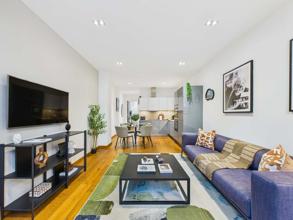Property photo 1 of 15 Living Room