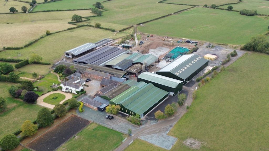 Property photo 3 of 4 Photo 14