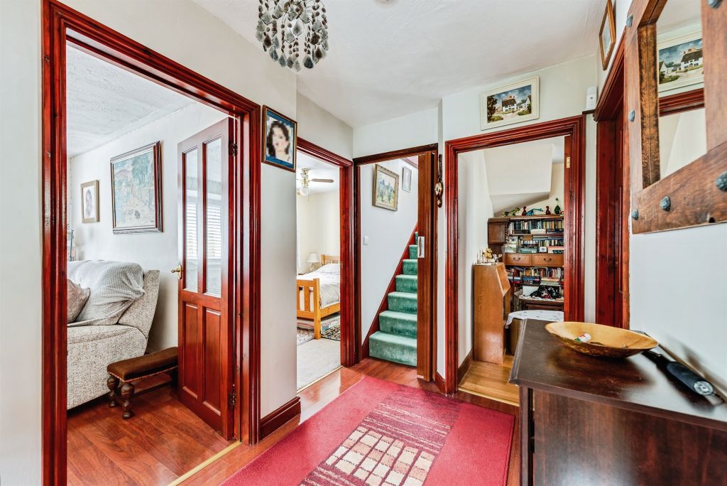 Property photo 2 of 22