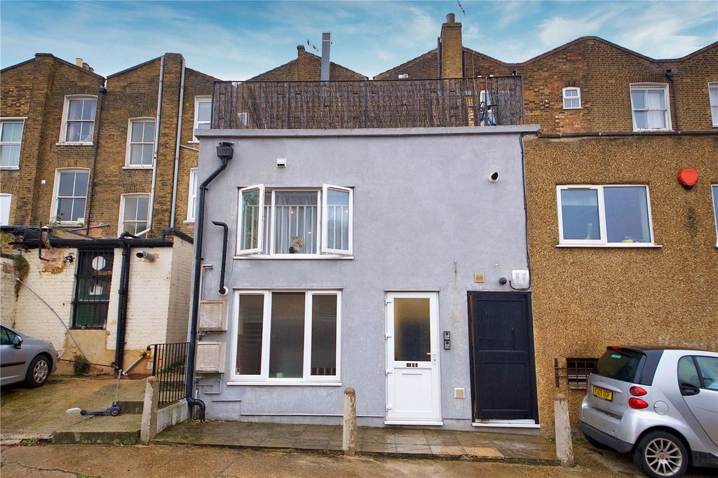 Property photo 1 of 26 Picture No. 01