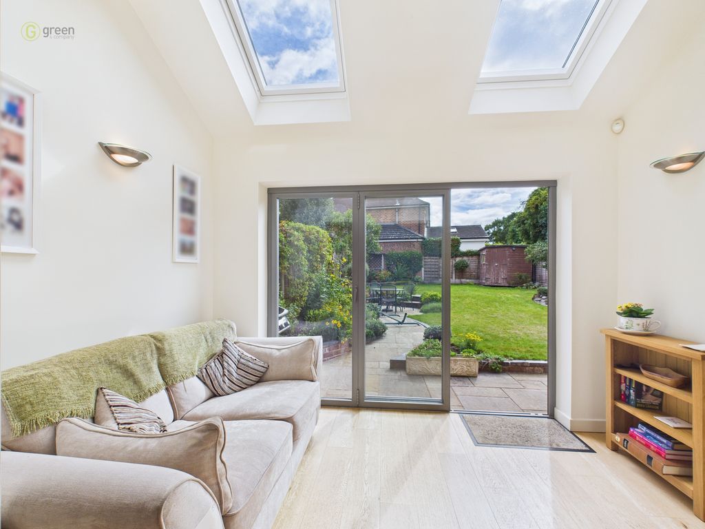 Property photo 3 of 28