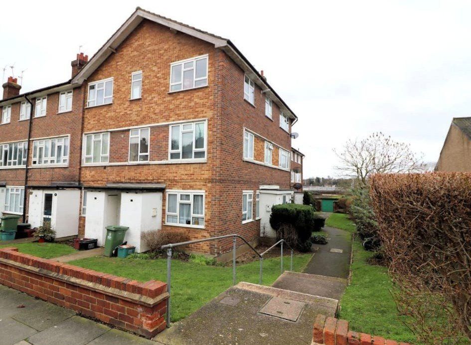 Property photo 1 of 10 Bexley Lane, Da1