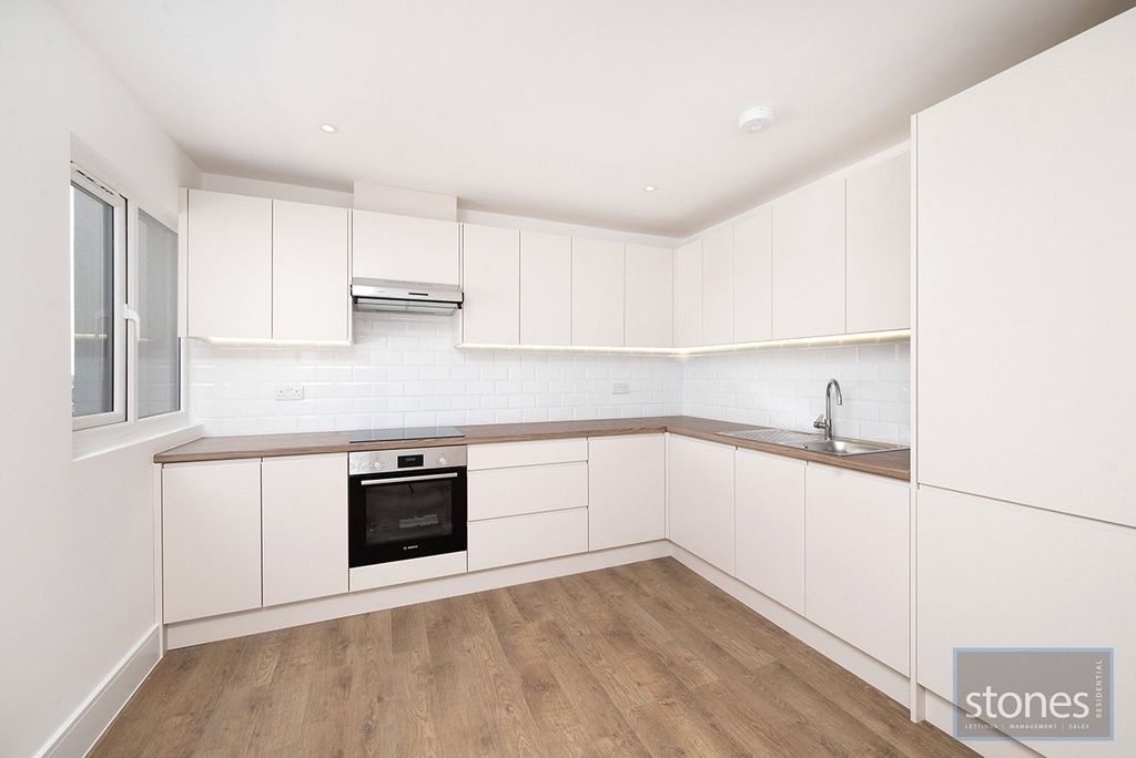 Property photo 2 of 12 Picture No. 05