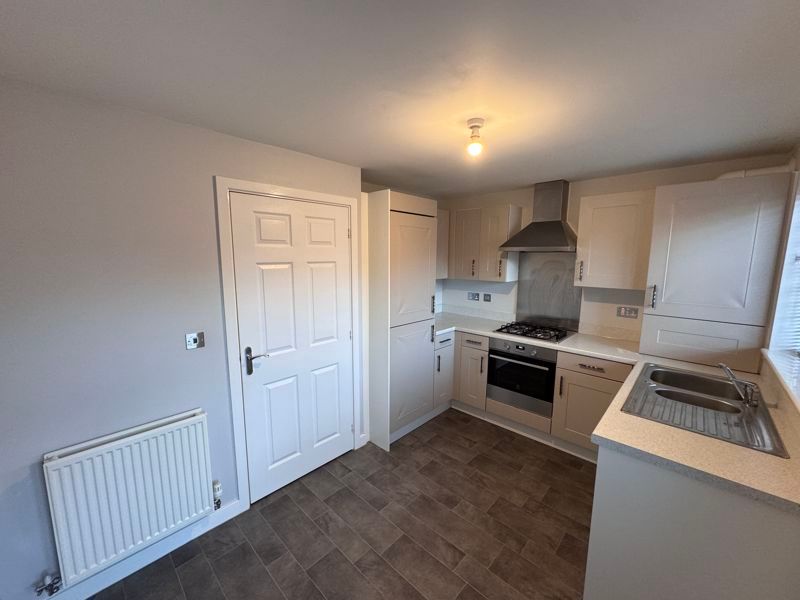 Property photo 2 of 18 Photo 11