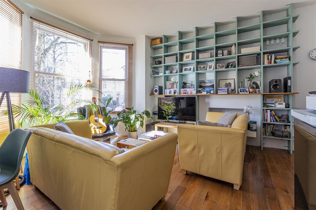 Property photo 3 of 12 Conway Road 14B-8.Jpg