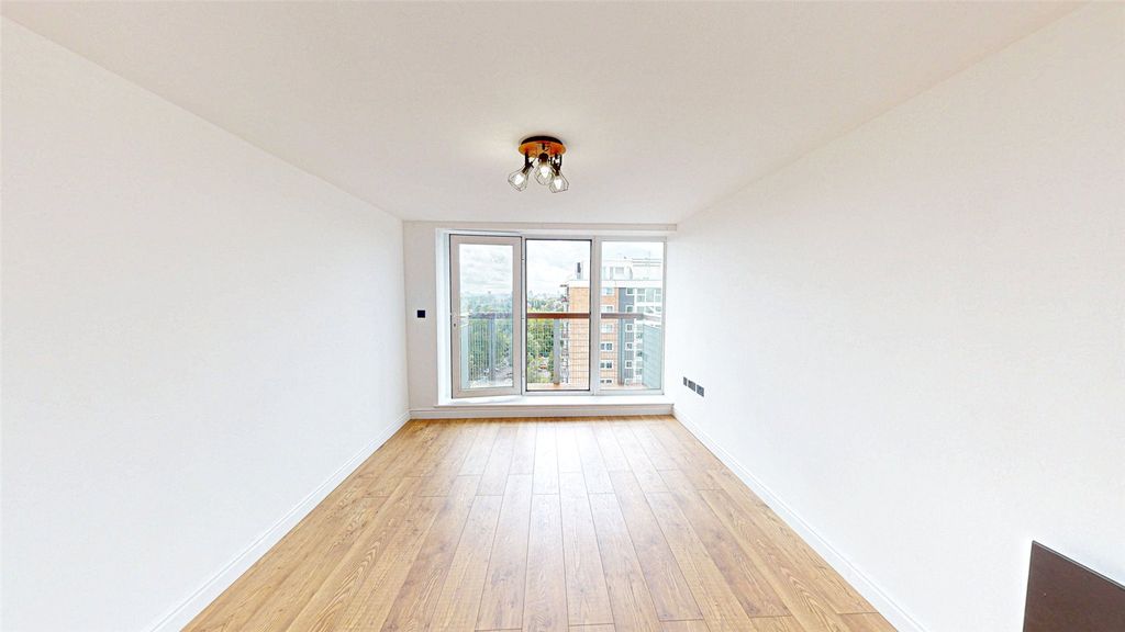 Property photo 3 of 10 Picture No. 09