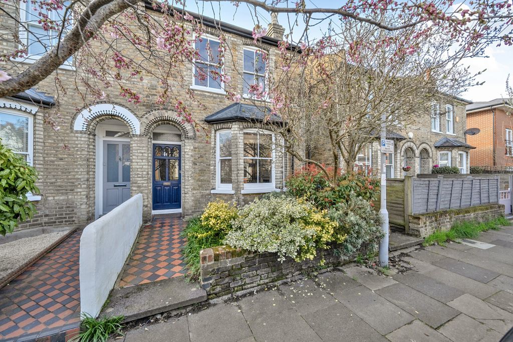 Property photo 1 of 20 Exterior