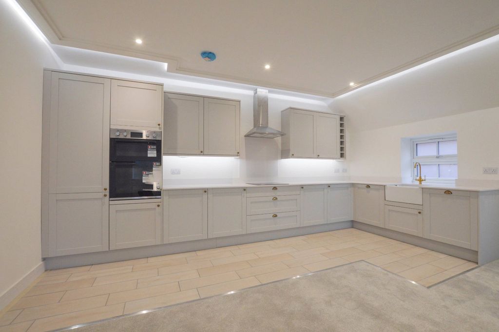 Property photo 3 of 9 Example Kitchen