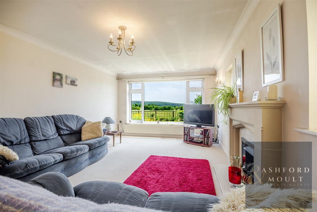 Property photo 3 of 44 Ashford-2.Jpg