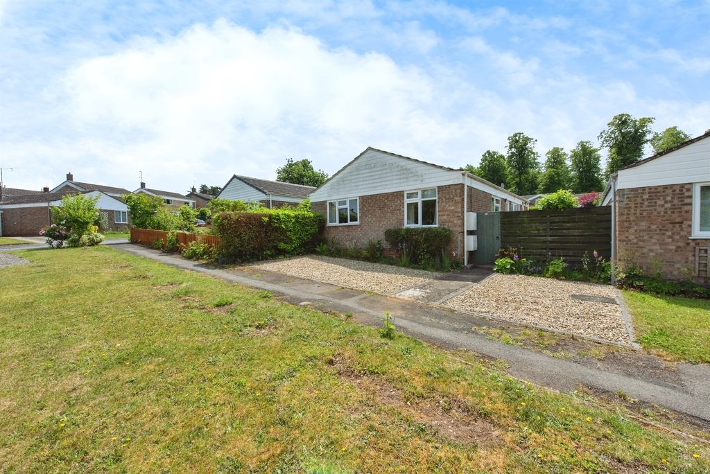 Property photo 1 of 15