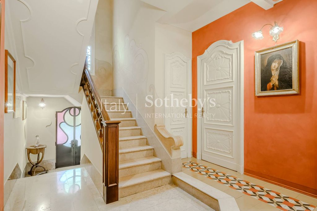 Property photo 3 of 33