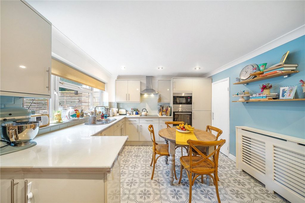 Property photo 2 of 8 Picture No. 07