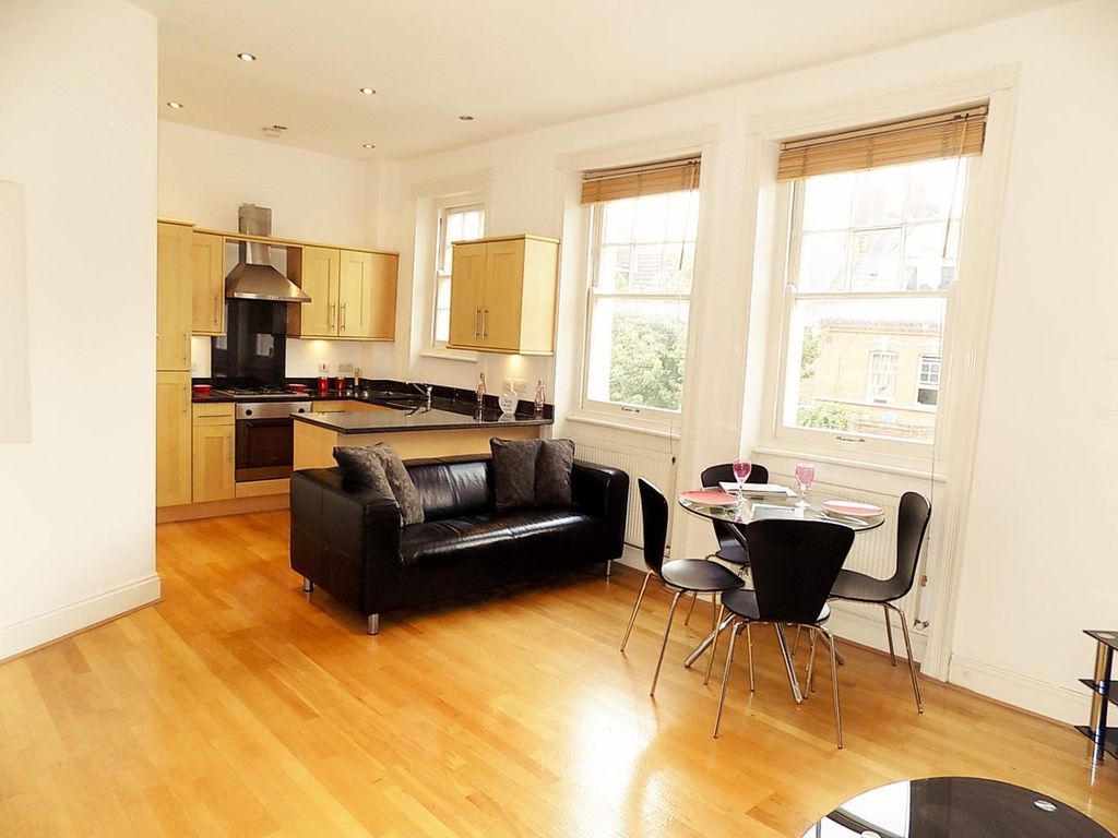 Property photo 3 of 11