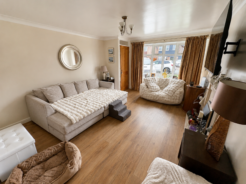 Property photo 3 of 14 Living Room