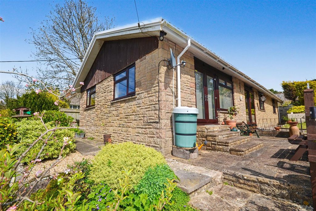 Property photo 1 of 33 1.Jpg