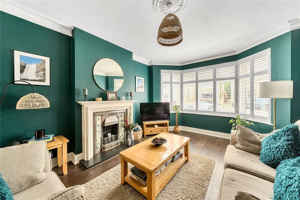 Property photo 2 of 17 Picture No. 20