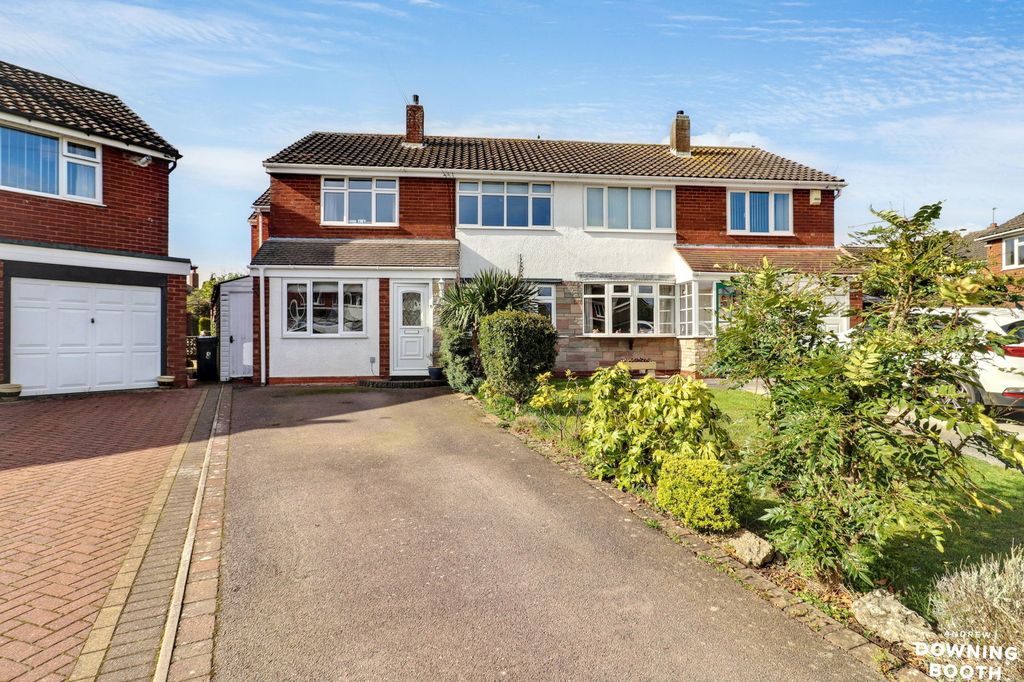 Property photo 1 of 35