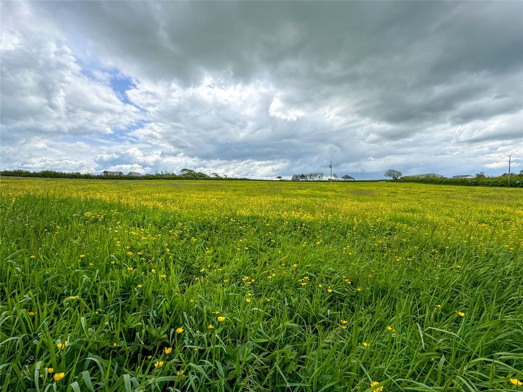 Property photo 3 of 5 Picture No. 10