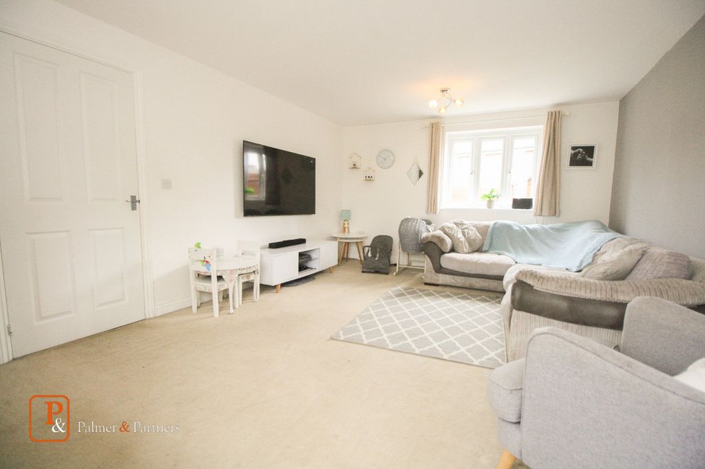 Property photo 2 of 15 Reception Room