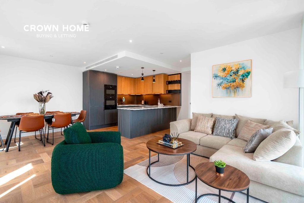 Property photo 3 of 24