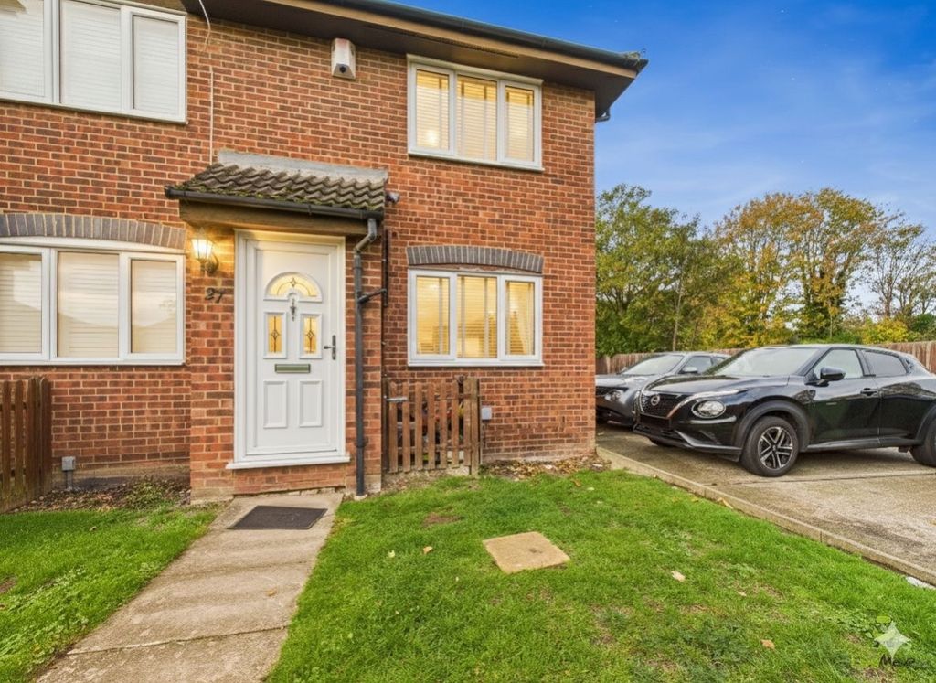 Property photo 1 of 13 Presented By Kevin At Ewemove Bexleyheath And Dart