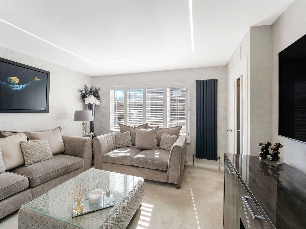 Property photo 3 of 20 Picture No. 06