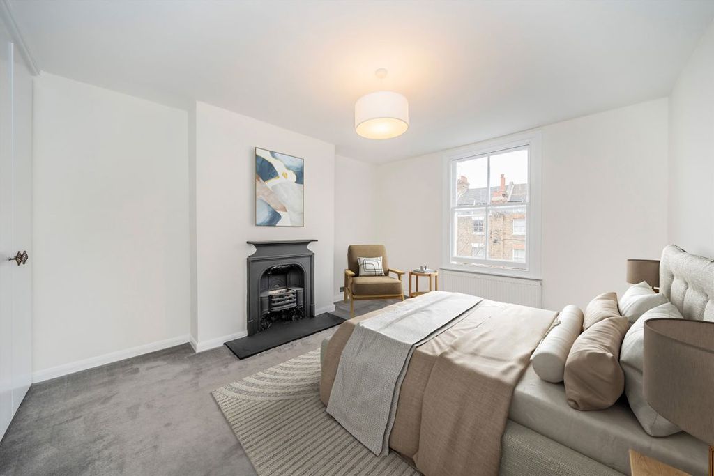 Property photo 3 of 5