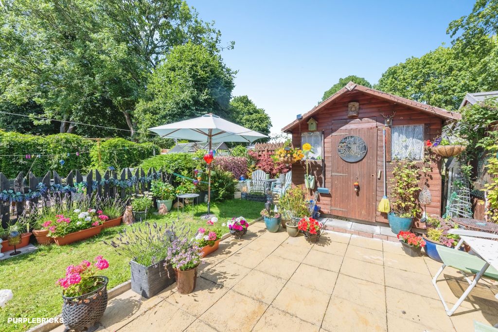 Property photo 2 of 16 Rear Garden