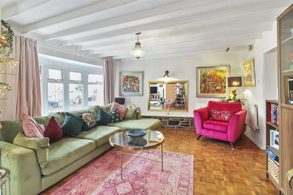 Property photo 3 of 18 3 - Picture No. 23