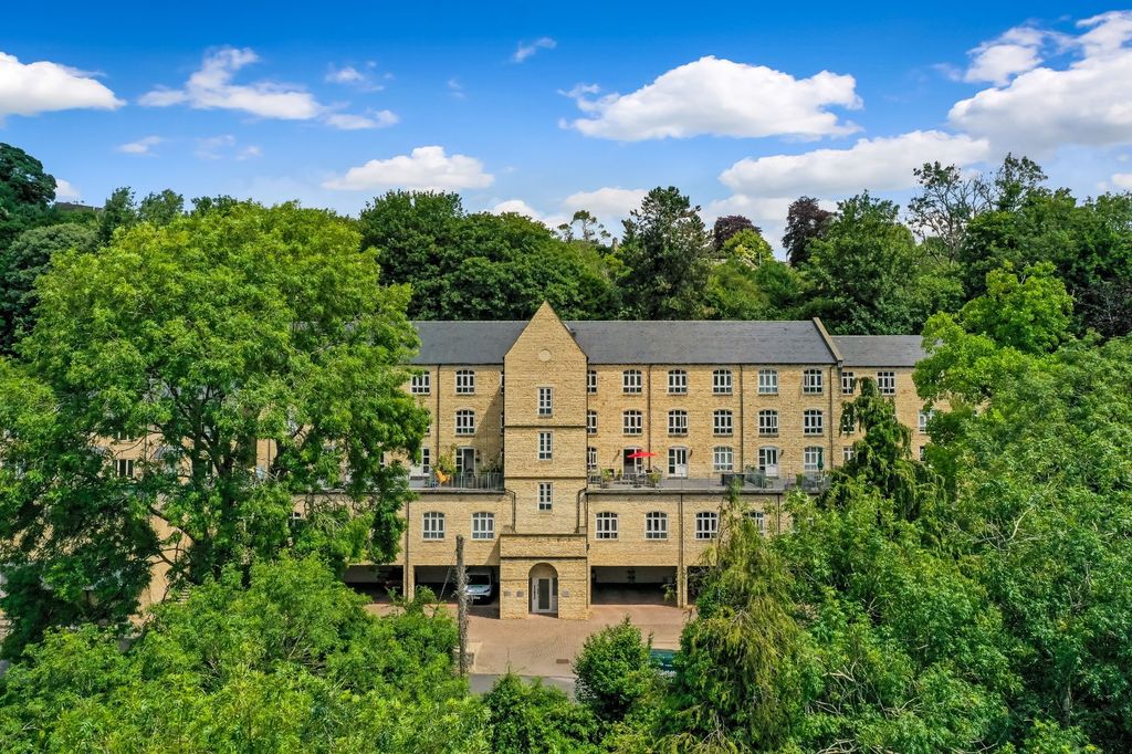 Property photo 1 of 25 Picture No. 02