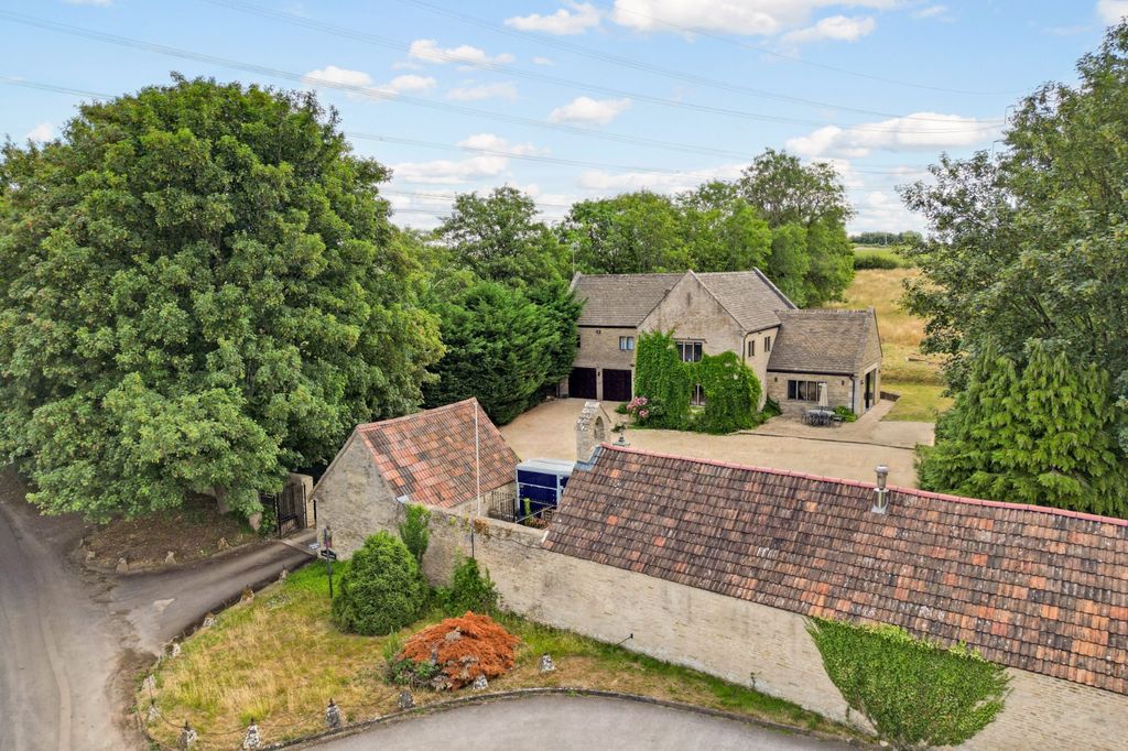 Property photo 1 of 23 Picture No. 36