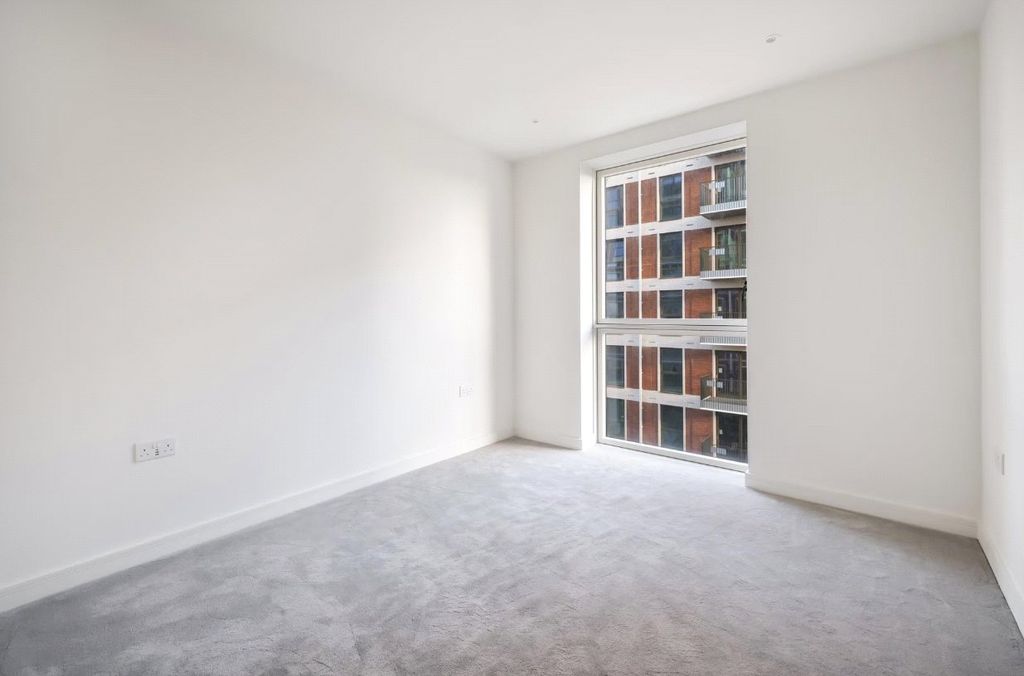 Property photo 3 of 7 Picture No. 08