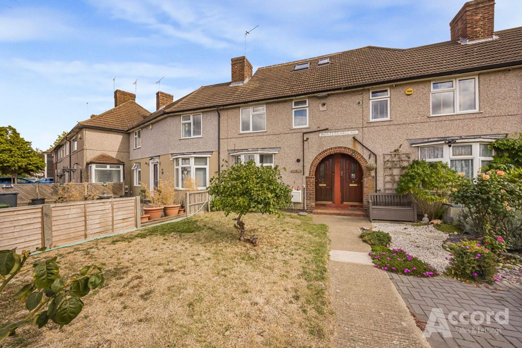 Property photo 2 of 23