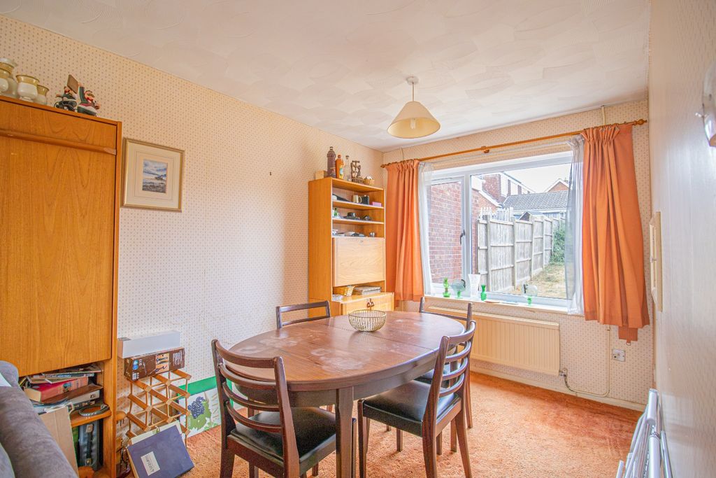 Property photo 3 of 17 5168914