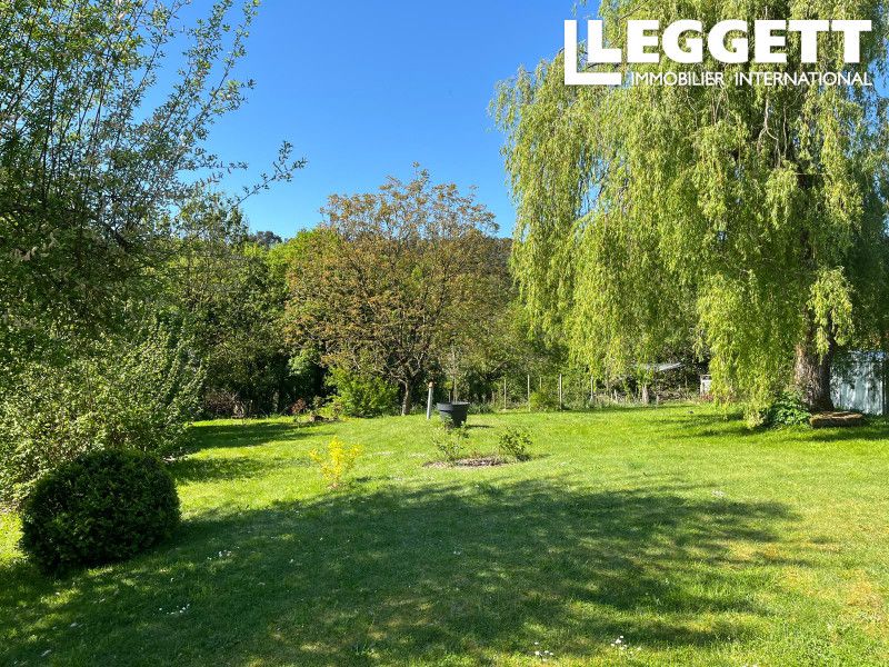 Property photo 2 of 10