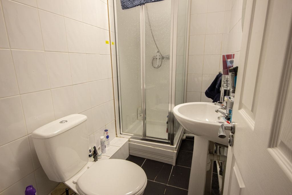 Property photo 3 of 5 2