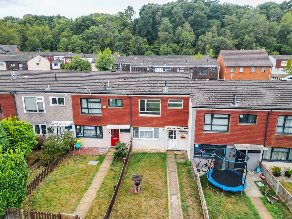 Property photo 1 of 15 4527151