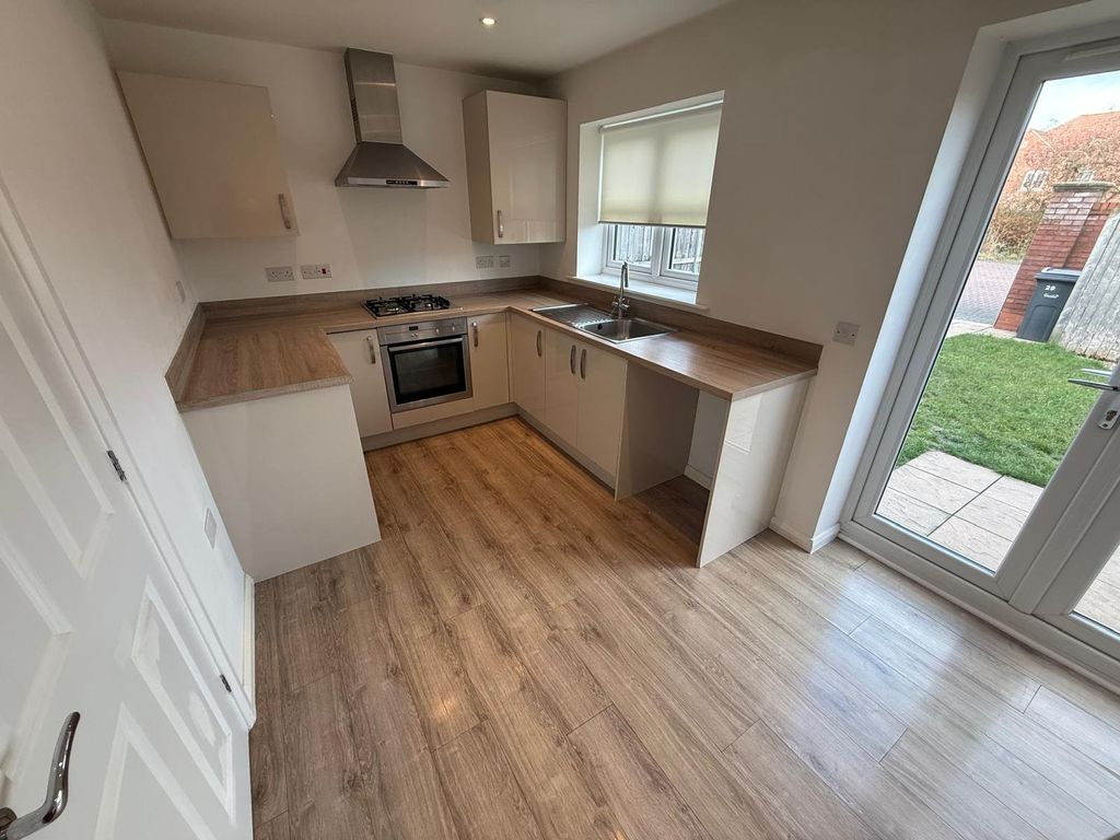 Property photo 3 of 9 Picture No. 06