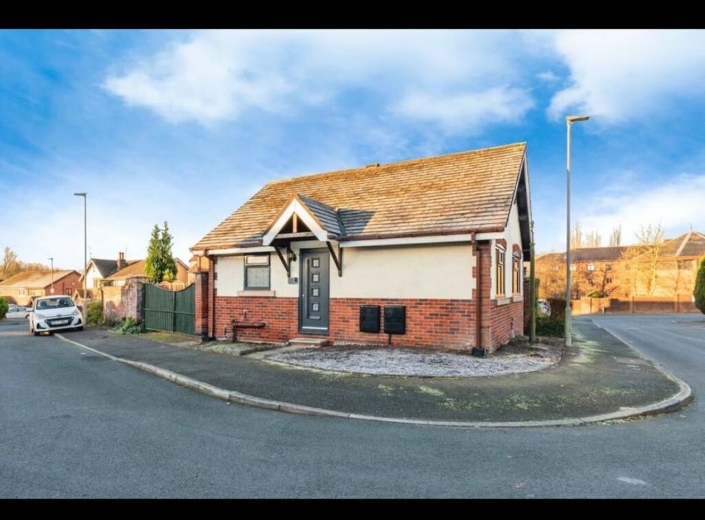 Property photo 1 of 10