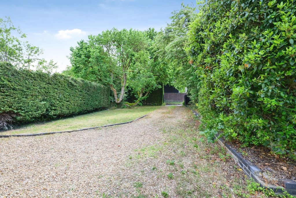 Property photo 2 of 22 Pbox-Img.Jpg
