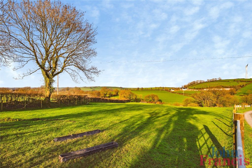 Property photo 2 of 31 Picture No. 88