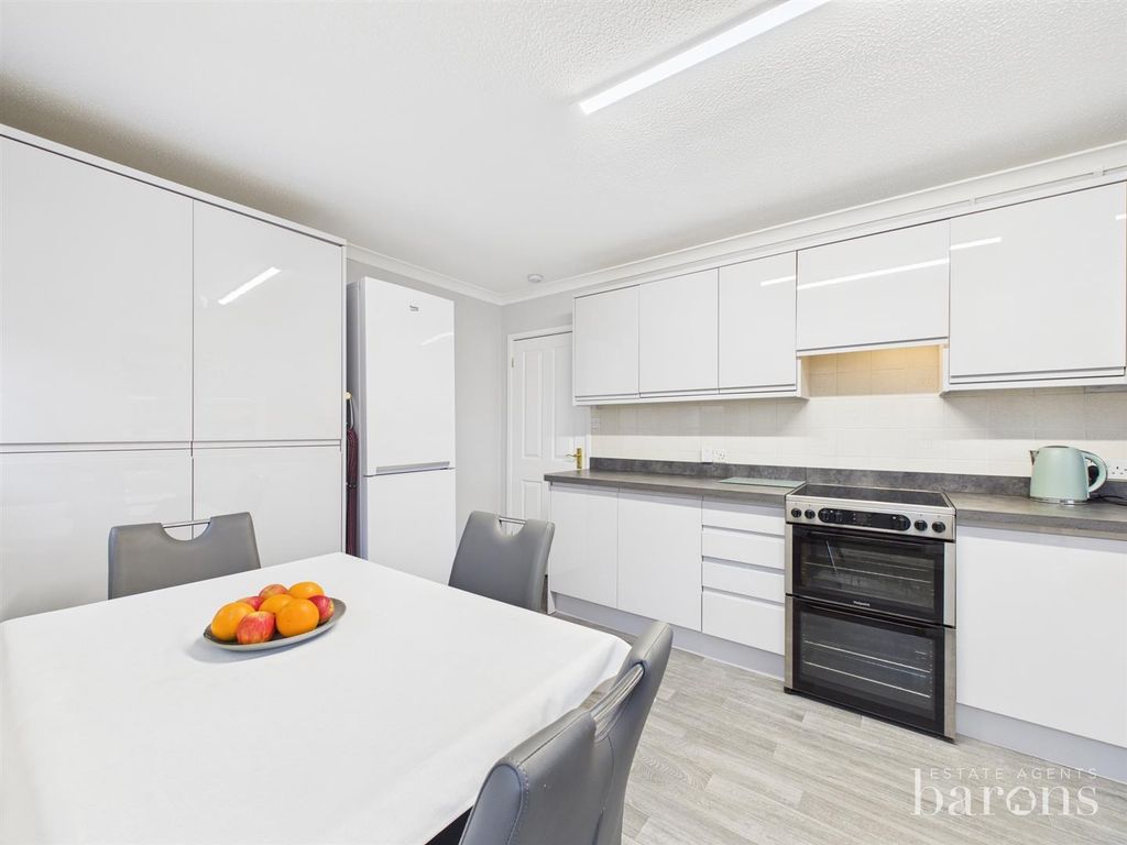 Property photo 2 of 11 Cam05500G0-Pr0098-Still002.Jpg