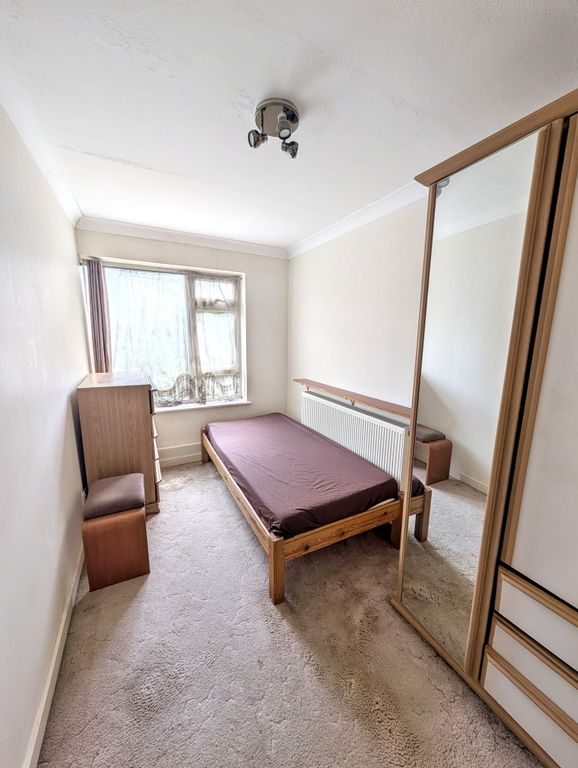 Property photo 2 of 5 Single Room (1)